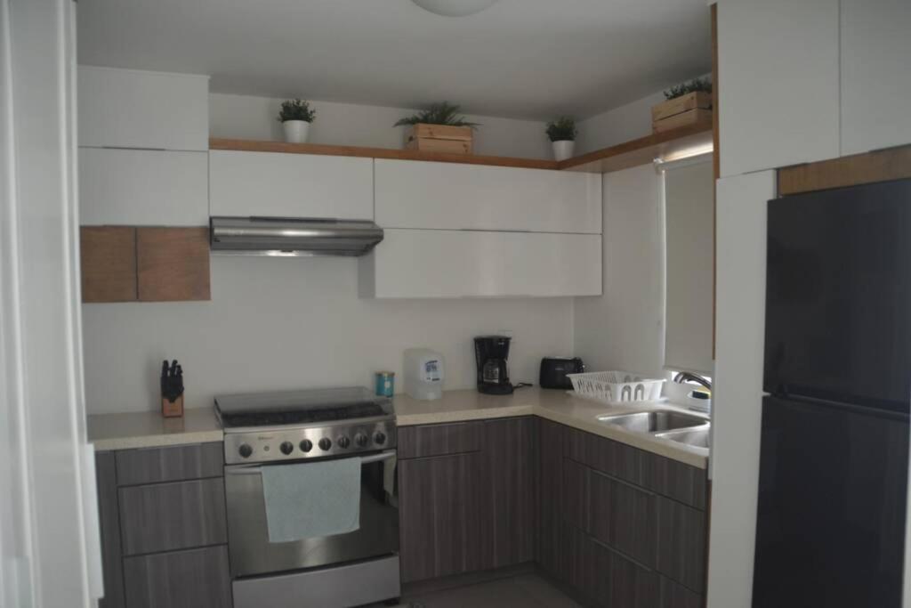 #CasaMare - Privada a una cuadra del mar con AC Ensenada Exterior foto
