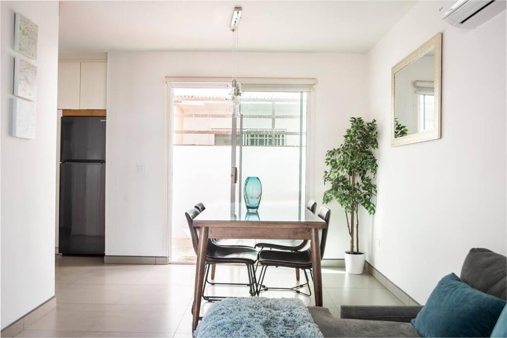 #CasaMare - Privada a una cuadra del mar con AC Ensenada Exterior foto